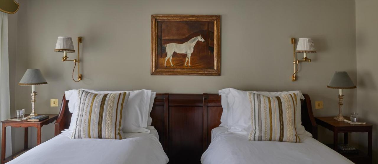 ホテル Henrys Townhouse Marylebone, ロンドン エクステリア 写真