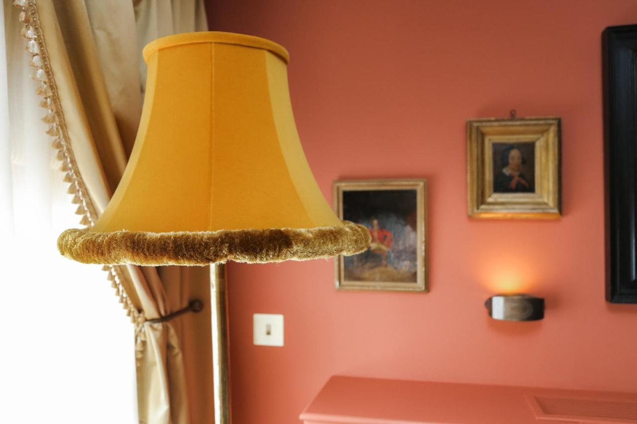 ホテル Henrys Townhouse Marylebone, ロンドン エクステリア 写真